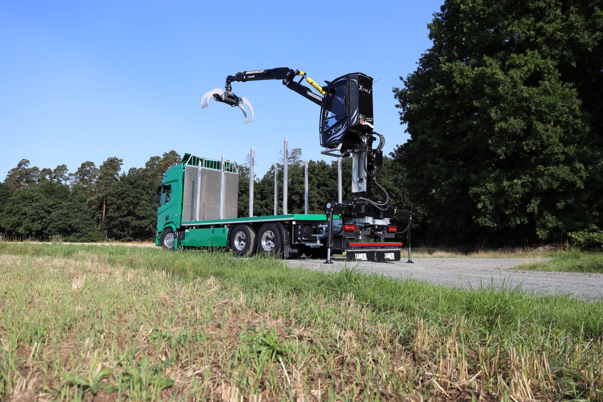 HOLZKRAN Henkel 1 Holztransportfahrzeuge